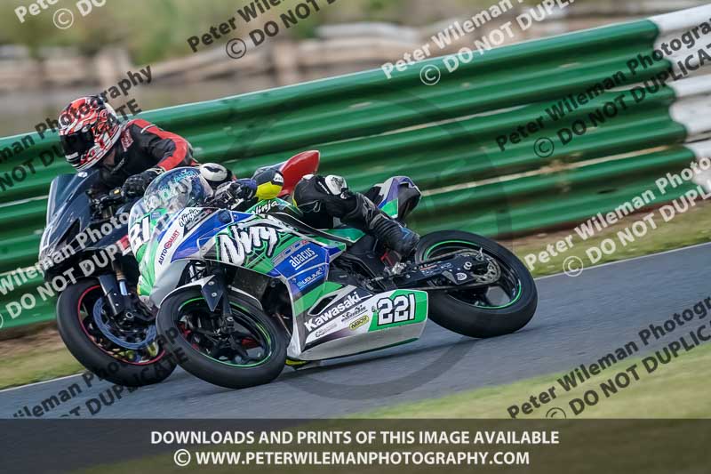 enduro digital images;event digital images;eventdigitalimages;mallory park;mallory park photographs;mallory park trackday;mallory park trackday photographs;no limits trackdays;peter wileman photography;racing digital images;trackday digital images;trackday photos